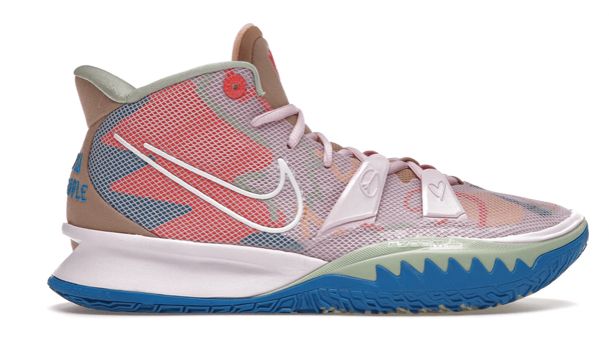 Kyrie 7 women's basketball shoe for guards